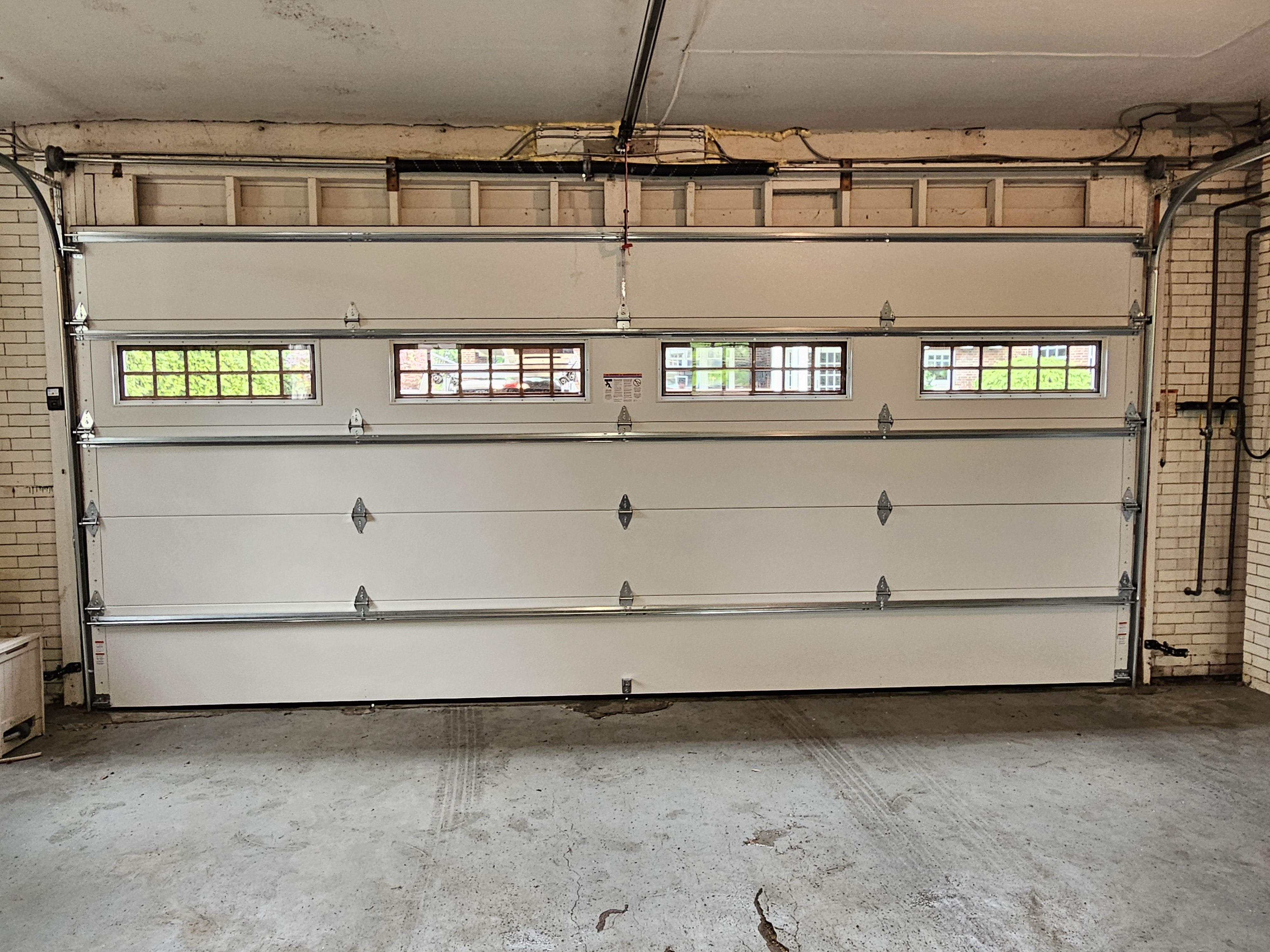 New Amarr garage door 